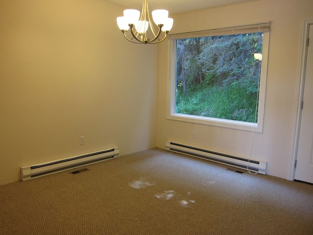 Alaska vacant home staging