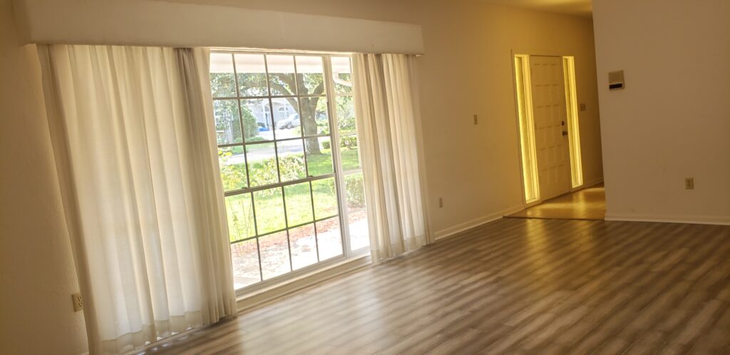 Sustainable Mexican Living Room Design-Before Photos