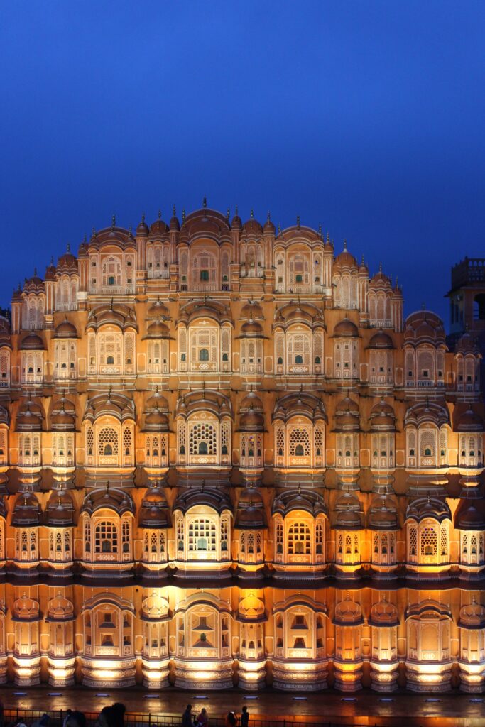 Hawa Mahal, Jaipur, India. Photo by Kirti Kalla on Unsplash